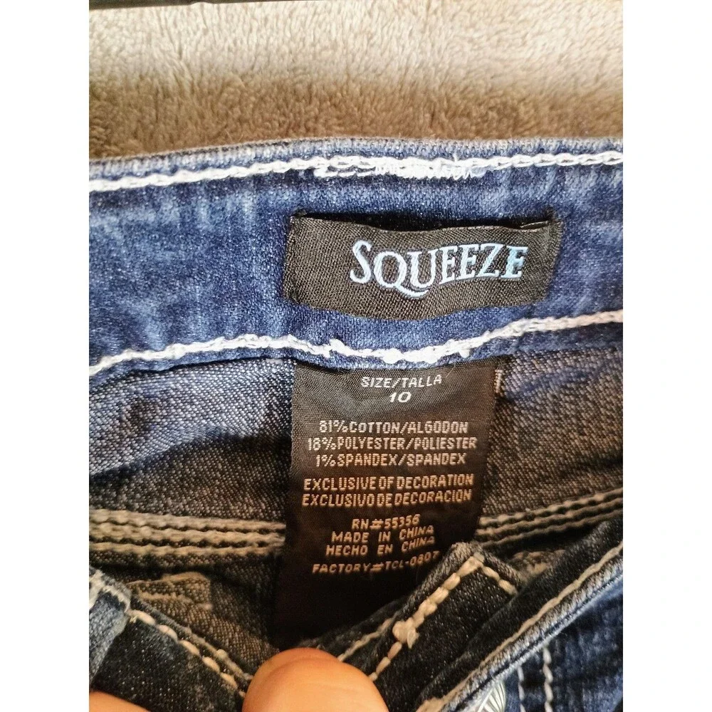 Squeeze perfect girls